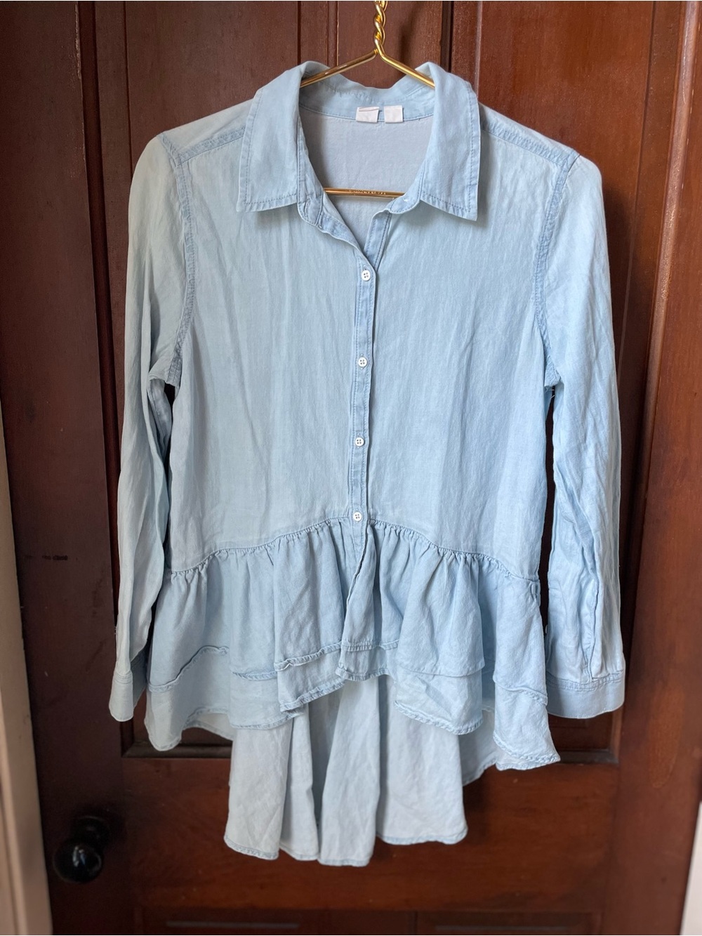 Melrose and Market women's small long sleeve light blue denim button down top